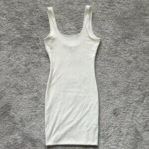 Women Size Large Ribbed White Tank Dress - Sleeveless, Fitted, Scoop Neck